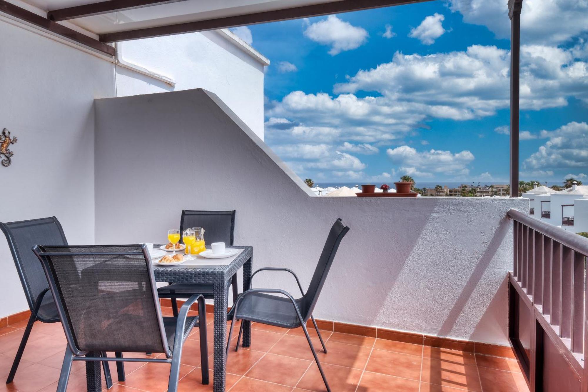 Casa Yare, Shared Pool, Air-Con, Fast Wifi Villa Costa Teguise Exterior photo